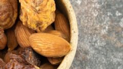 Dried Fruits as Healthy Snacks for Daily Energy Boost